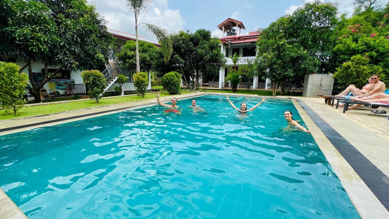 Sigiriya Sun Shine Villa ภายนอก รูปภาพ