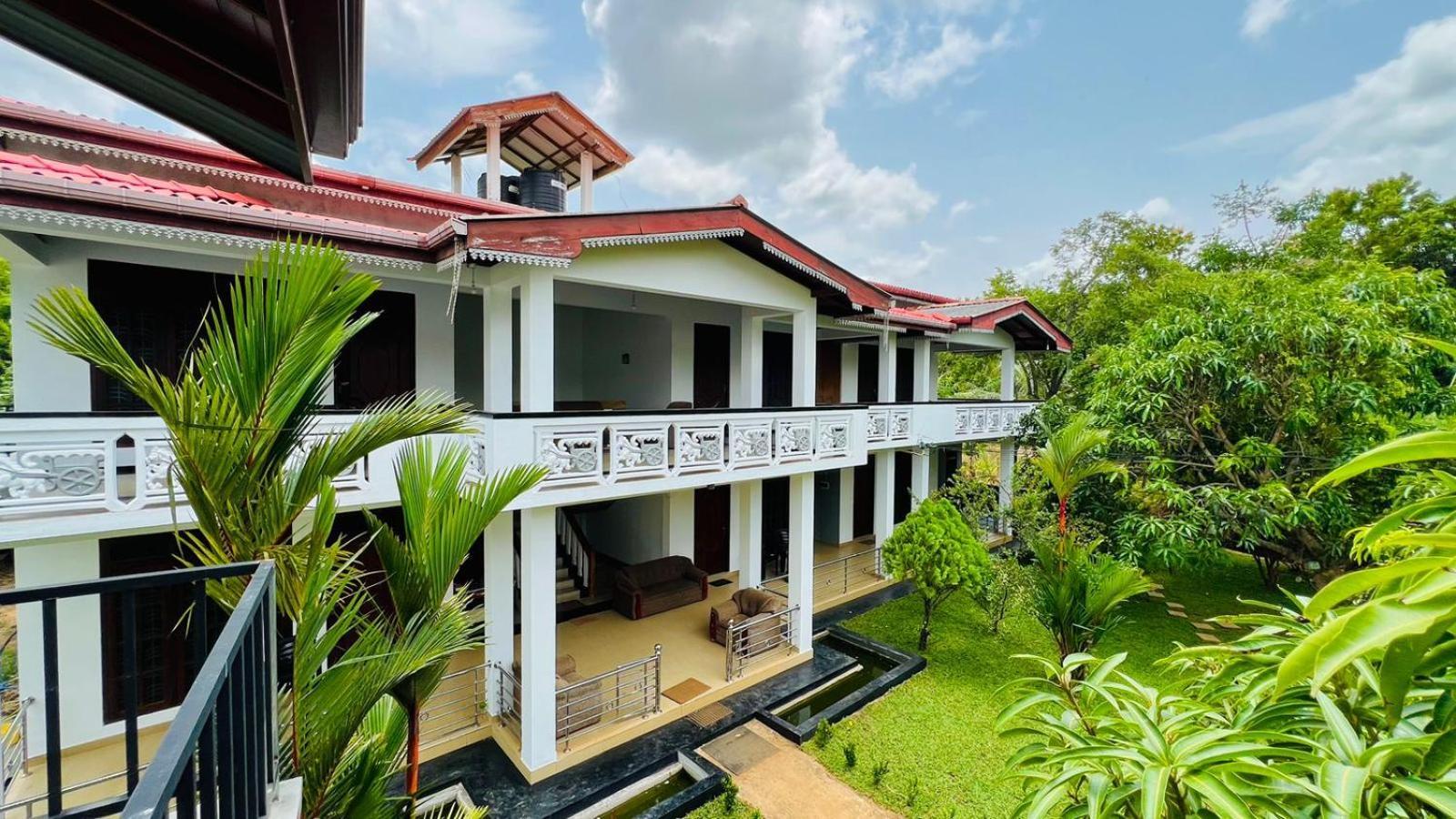 Sigiriya Sun Shine Villa ภายนอก รูปภาพ