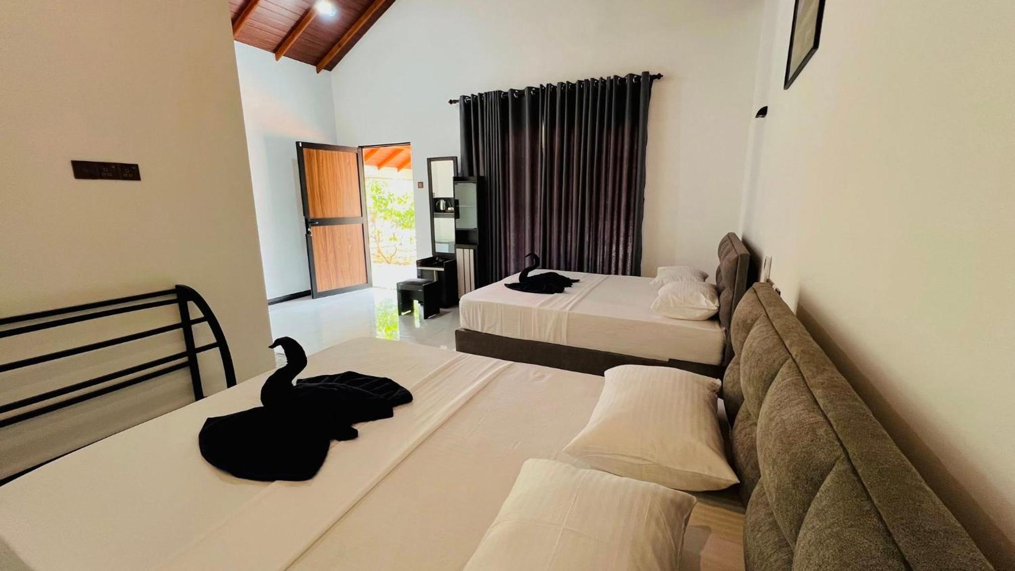 Sigiriya Sun Shine Villa ภายนอก รูปภาพ